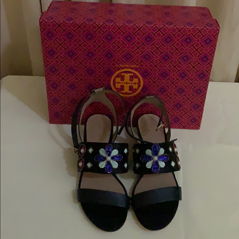 Tory Burch Black/Multi color sandal